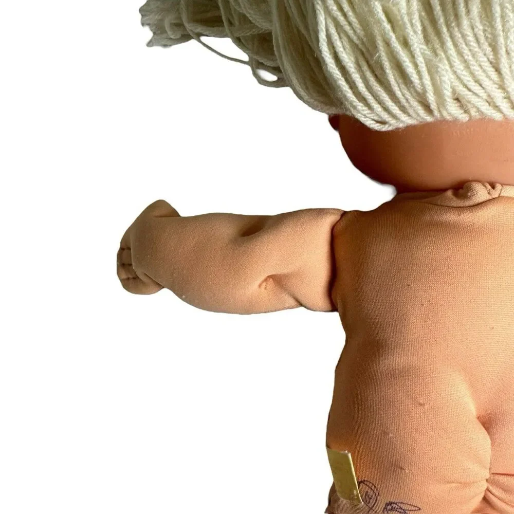 Cabbage Patch Kids First Edition Doll Hasbro 1995 Blonde Hair Blue Eyes Dimples